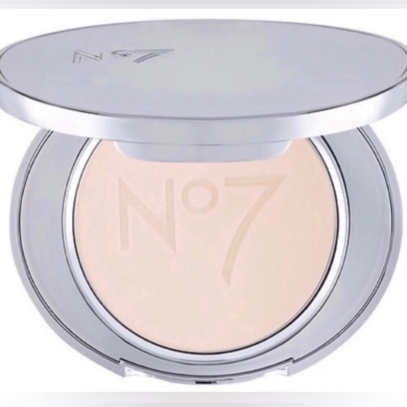 Boots No7 Makeup New Boots No7 Lift Luminate Triple Action